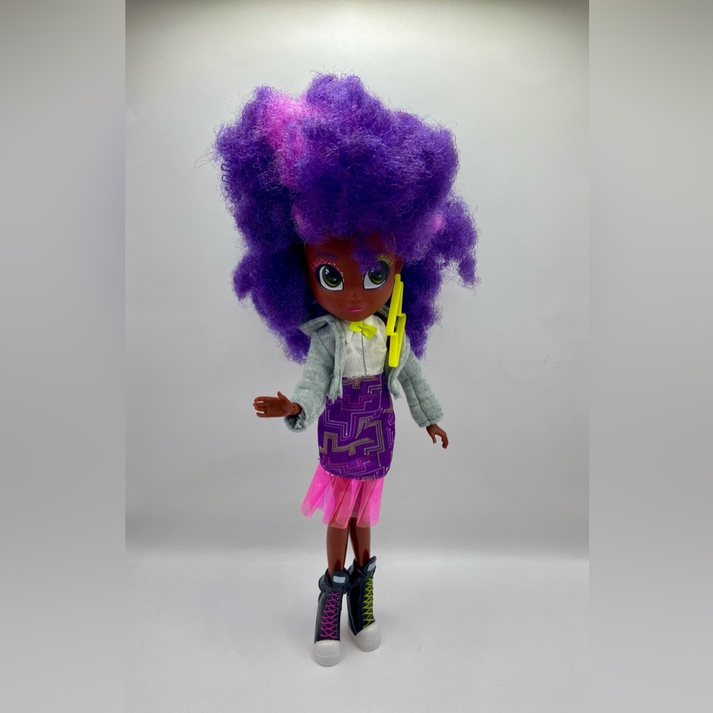 Hairdorables Hairmazing Kali Poseable Fashion Doll Style Hair Articulated EUC!
